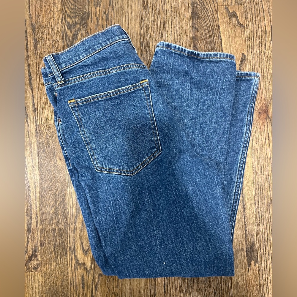 NWOT | Abercrombie and Fitch Slim Straight Ultra High Rise Jeans (EXTRA SHORT)